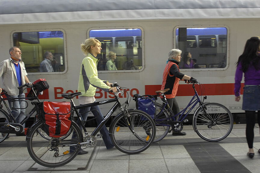 Fahrrad und Bahn Fahrradmitnahme in der Bahn