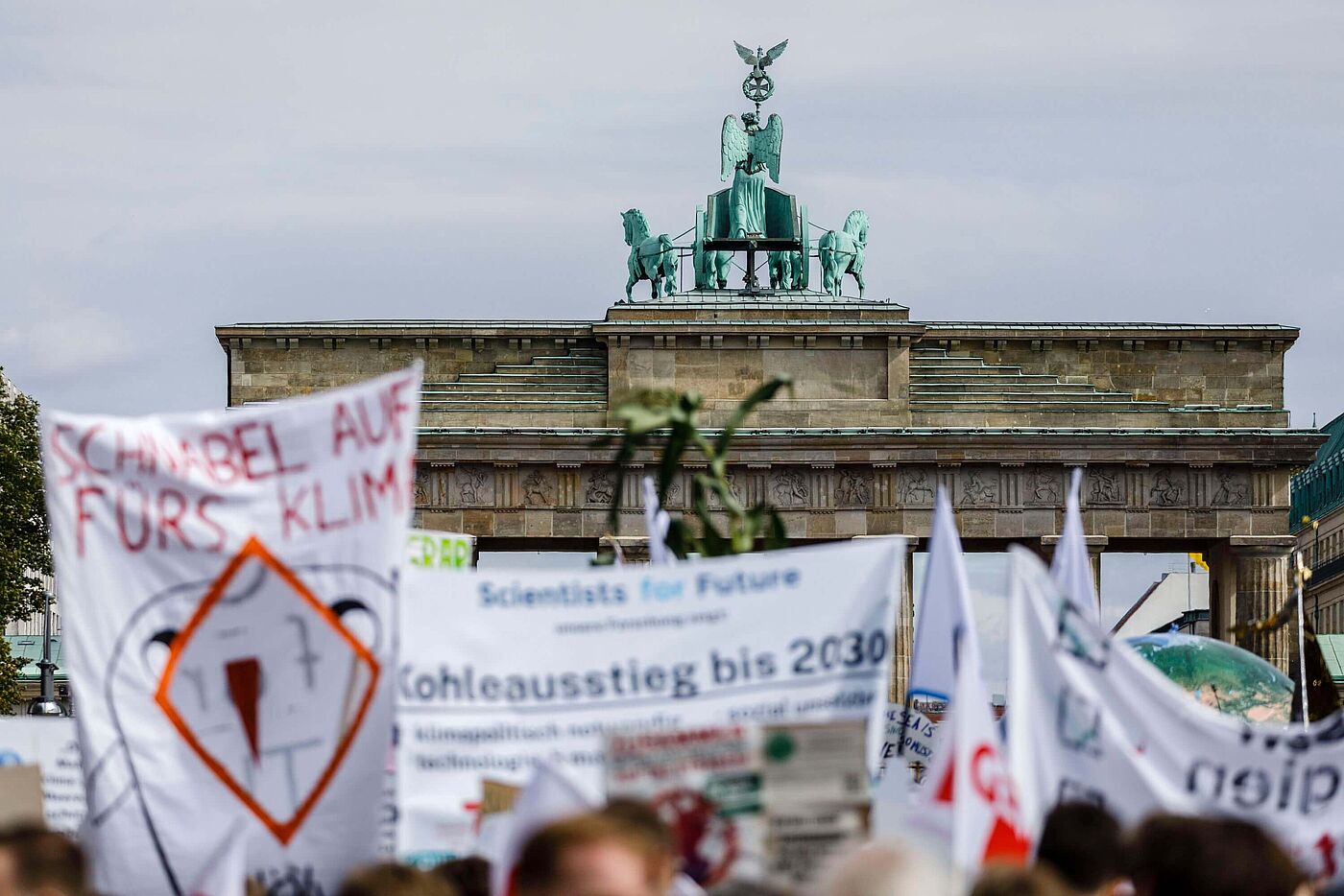 Gut 100.000 Menschen demonstrierten in Berlin für mehr Klimaschutz.