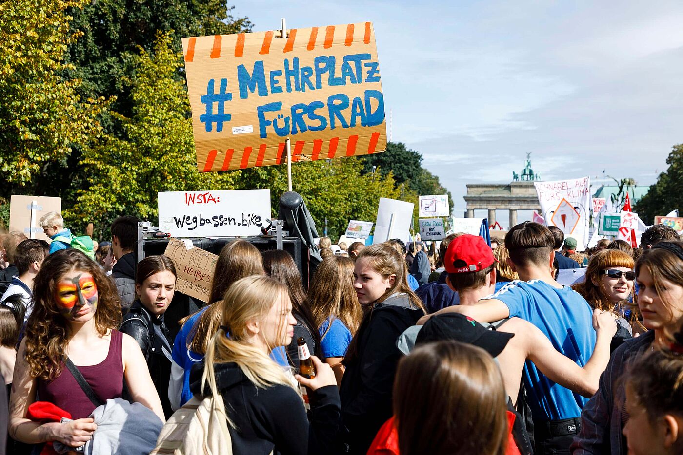 Gut 100.000 Menschen demonstrierten in Berlin für mehr Klimaschutz. 